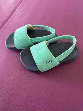 Reef Kids Seafoam Teal and Navy Backstrap Slide Sandals